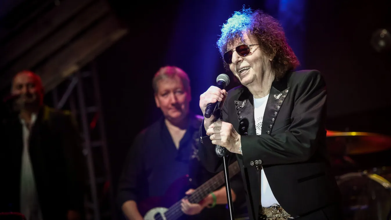 Hosszú idő után, a tévében üzent a rajongóknak Demjén Ferenc!