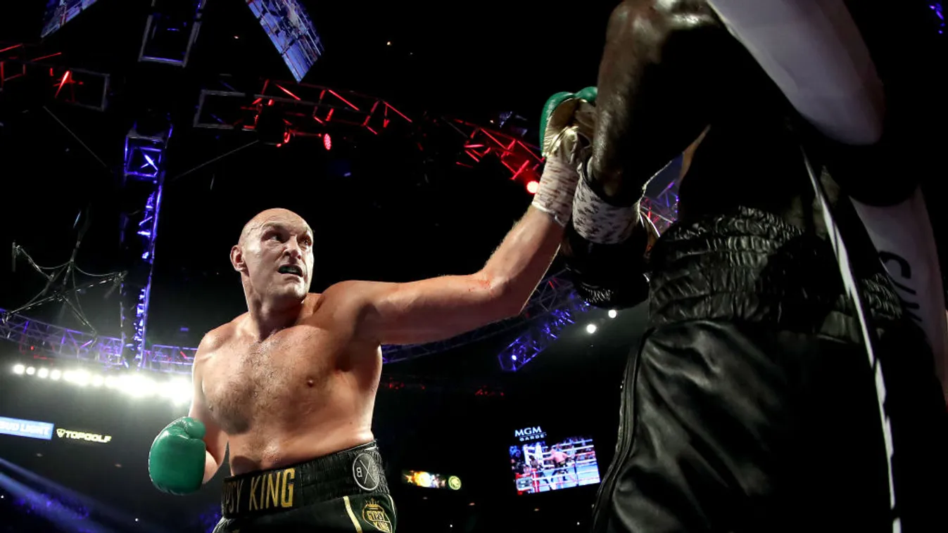 Tyson Fury (balra) biztos Tommy sikerében