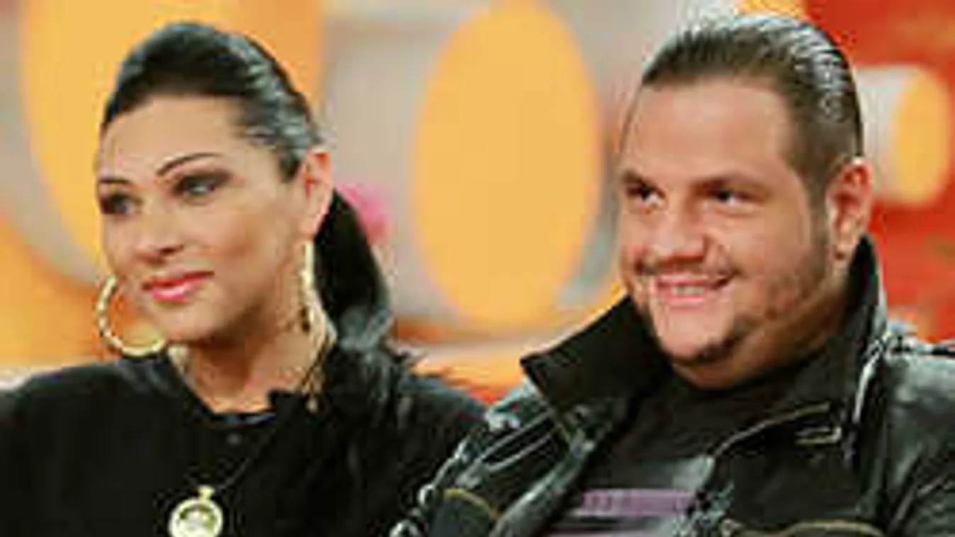 Emilio és Tina új házukban harcolnak