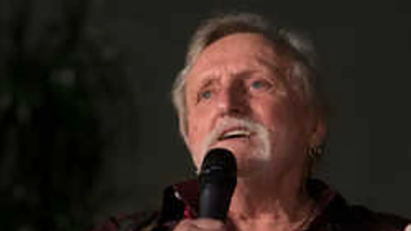 A rák után megváltozott a legendás magyar zenész gondolkodása