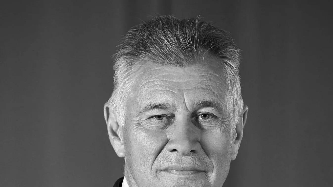 Döbbenet, csend és fájdalom: meghalt Adorján Gusztáv