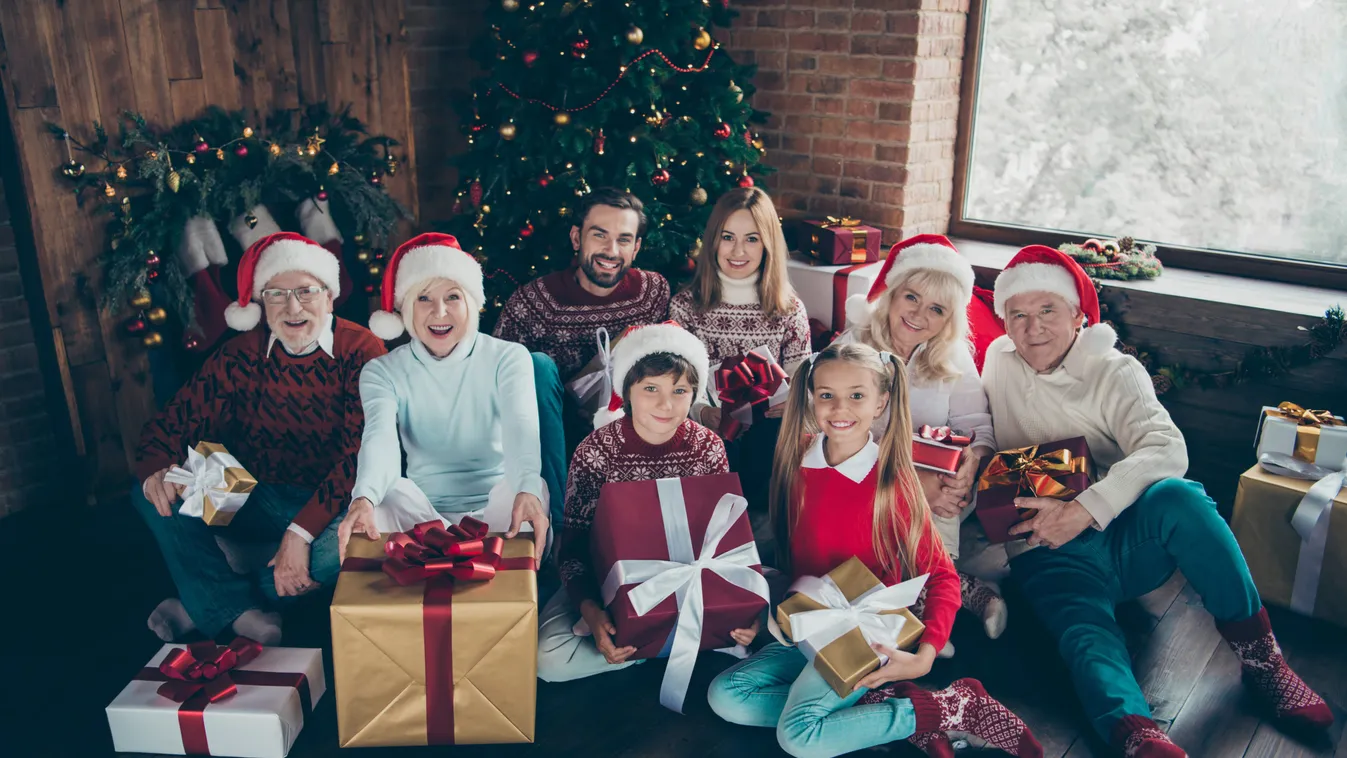 Enyhíteni vagy szigorítani? Megosztja Európát az idei karácsony