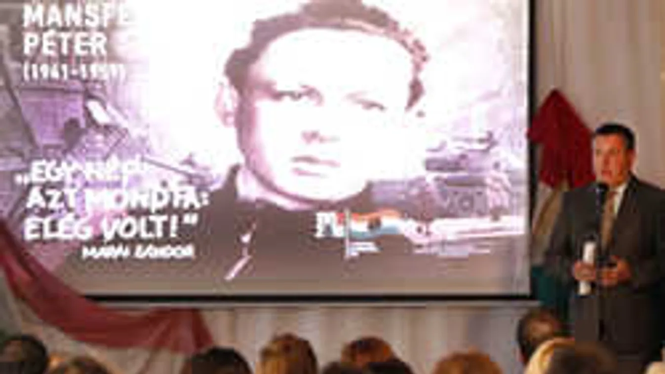 Mansfeld Péter halálának 60. évfordulójára emlékeztek a II. kerületben