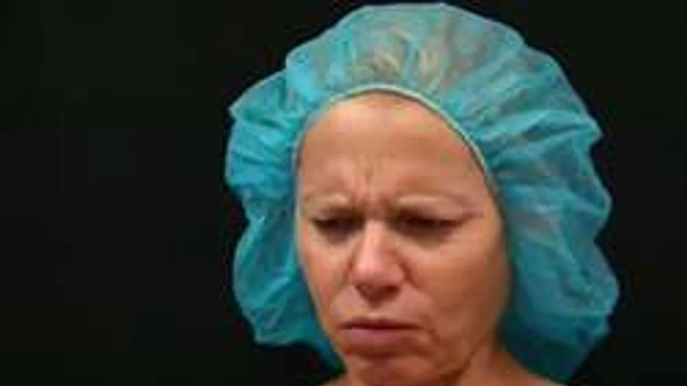 Kidurrant a nő 14 kilós gigamelle! DURVA FOTÓ!