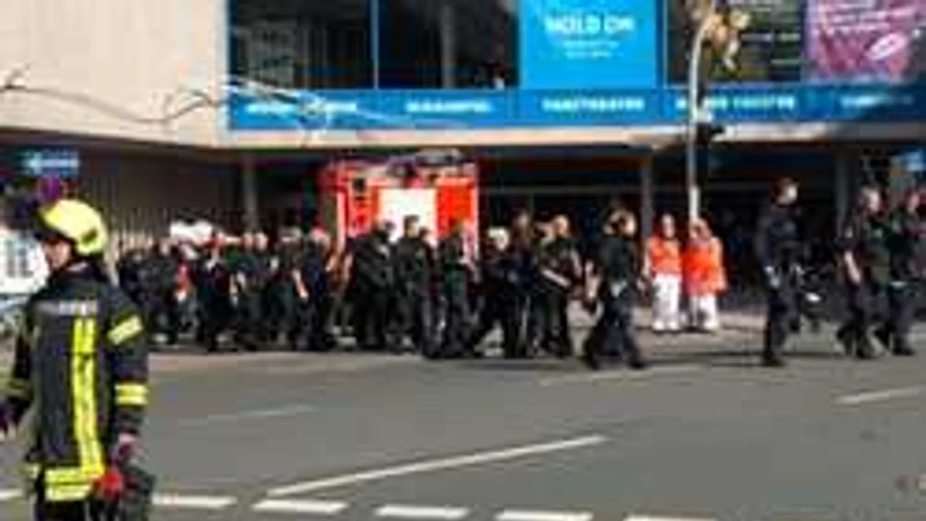 Friss információk: Elmenekült a münsteri tömegbe hajtó támadó