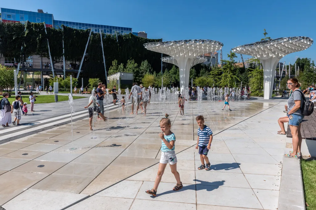 20200821_szellpark_SULY_ripost_04