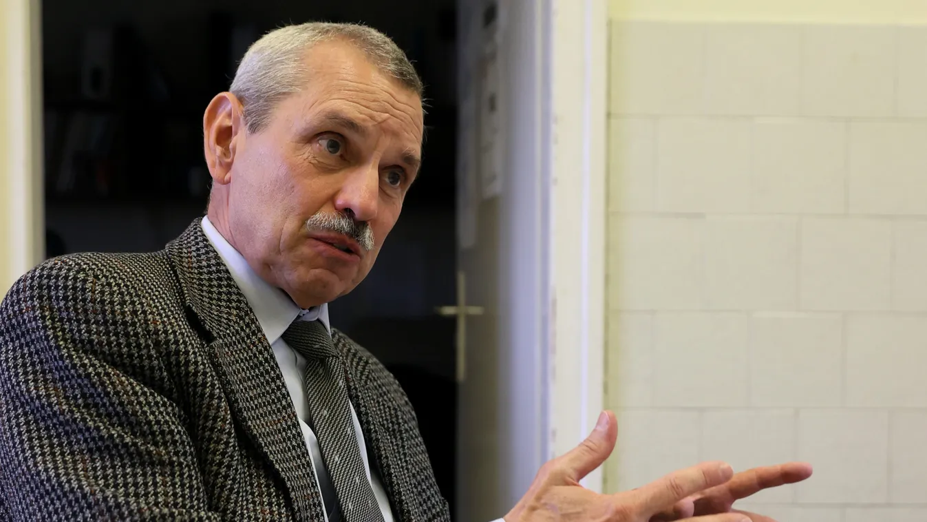 Ezt üzeni Rusvai Miklós a negyedik oltás miatt aggódóknak