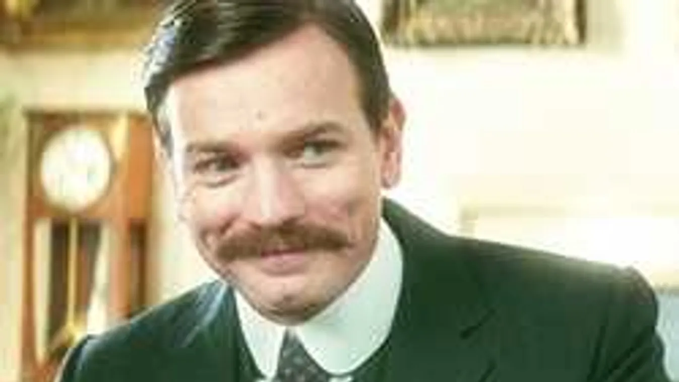 Az étteremben buktak le: kolléganőjével csalta meg feleségét a színész