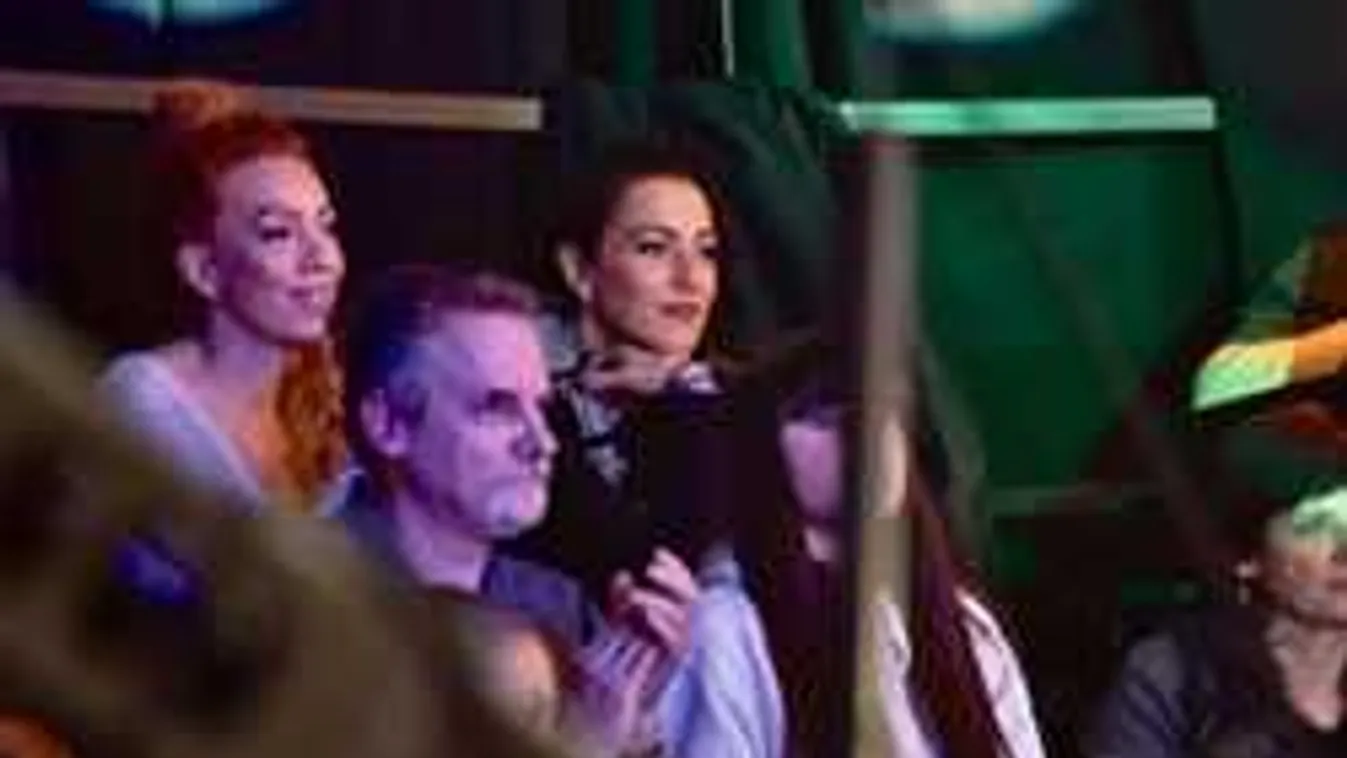 Lesifotó a Sztárban Sztár meg 1 kicsi stúdiójából