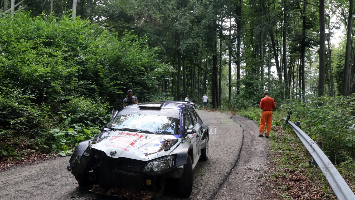 „Nehéz volt beülni az autóba ” – a magyar ralibajnokot is megviselte a navigátor halála