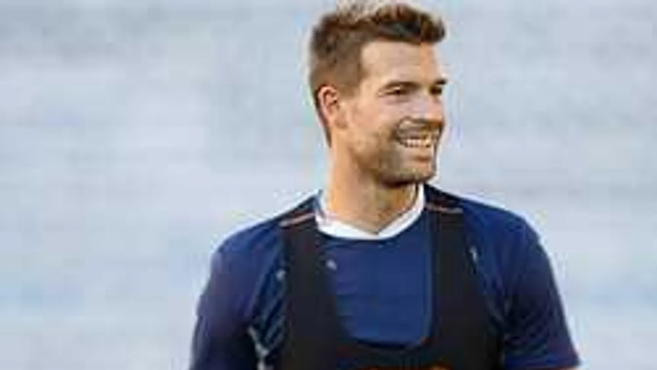 Ez nagyot szólhat, sztárcsapat hívja a magyar gólkirályt