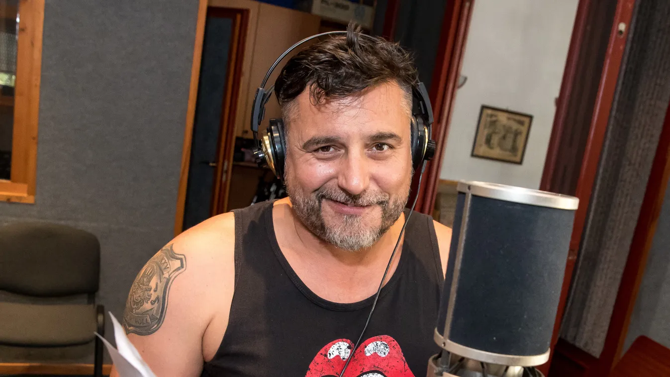 Őszintén beszélt magánéletéről az Irigy Hónaljmirigy sztárja