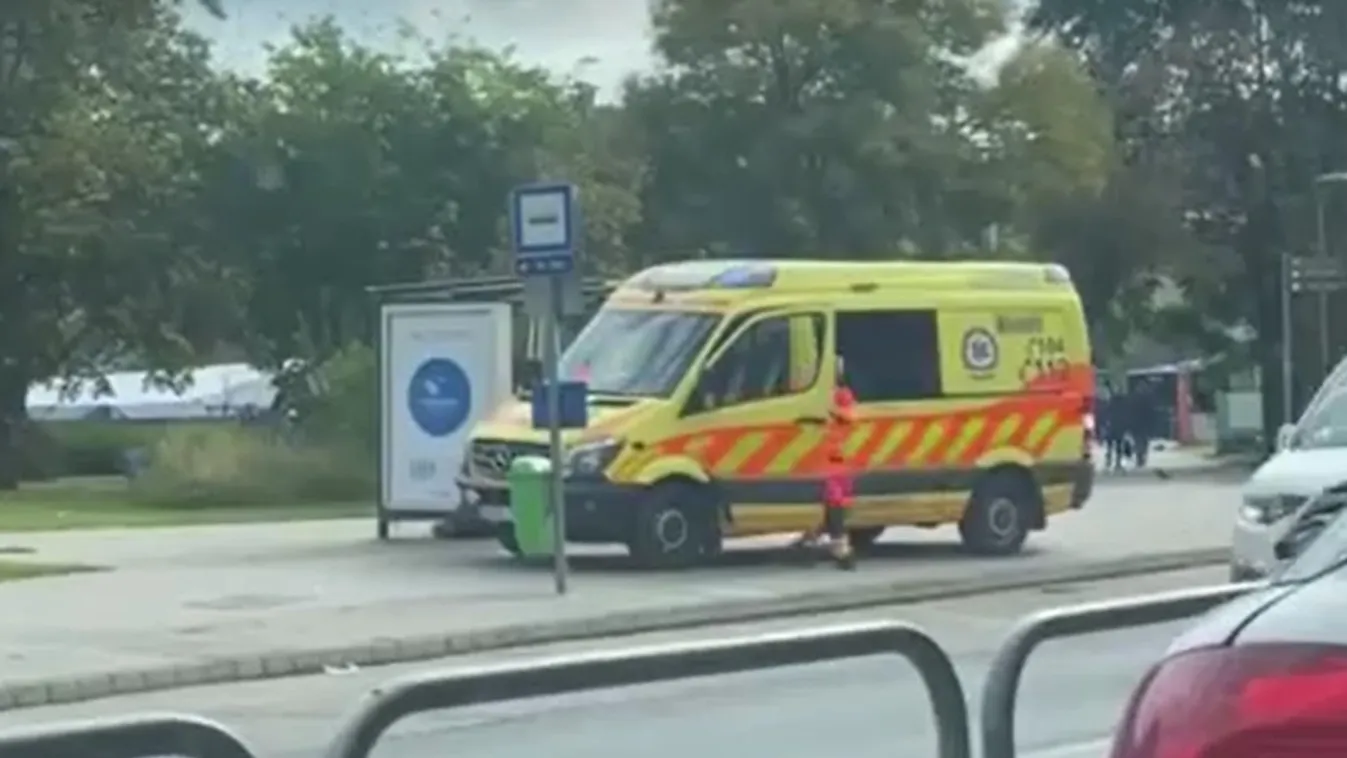 Most kaptuk: drámai pillanatok az Árpád hídnál, rohant a mentő – helyszíni videó