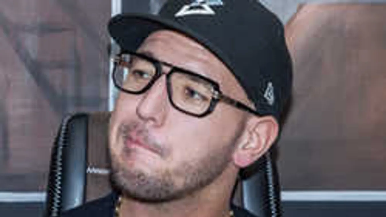 Balesete után magára hagyta menyasszonya Curtist