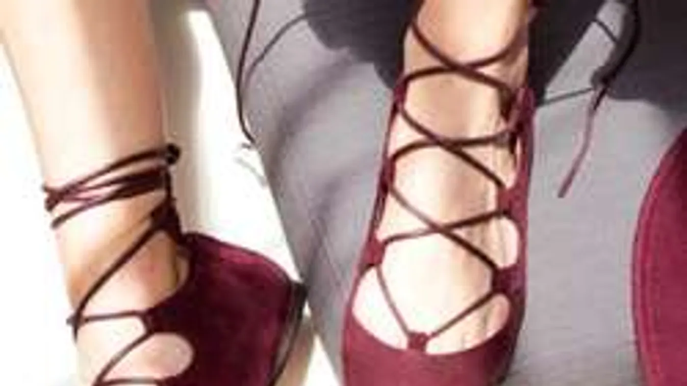Elképesztően szexi lett a balerina cipő