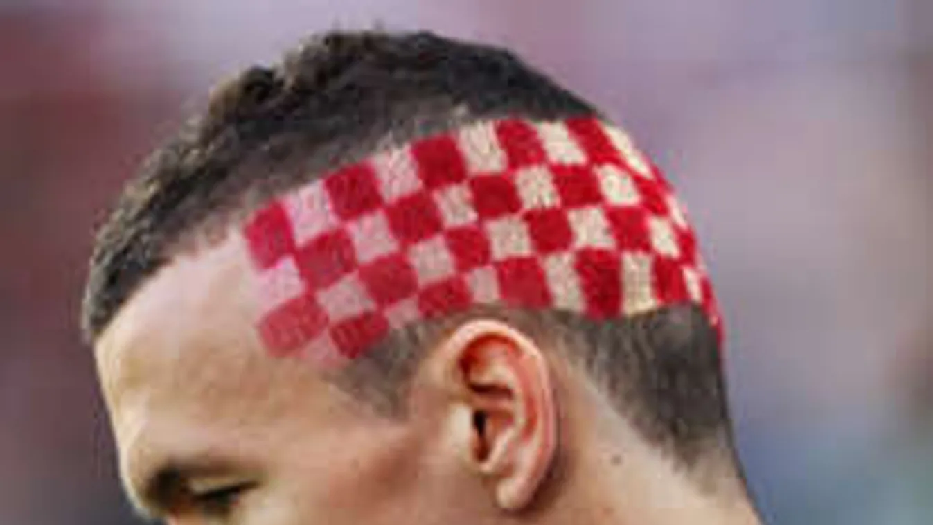 Hülye frizurák versenye az Eb-n, nehéz kiválasztani a győztest