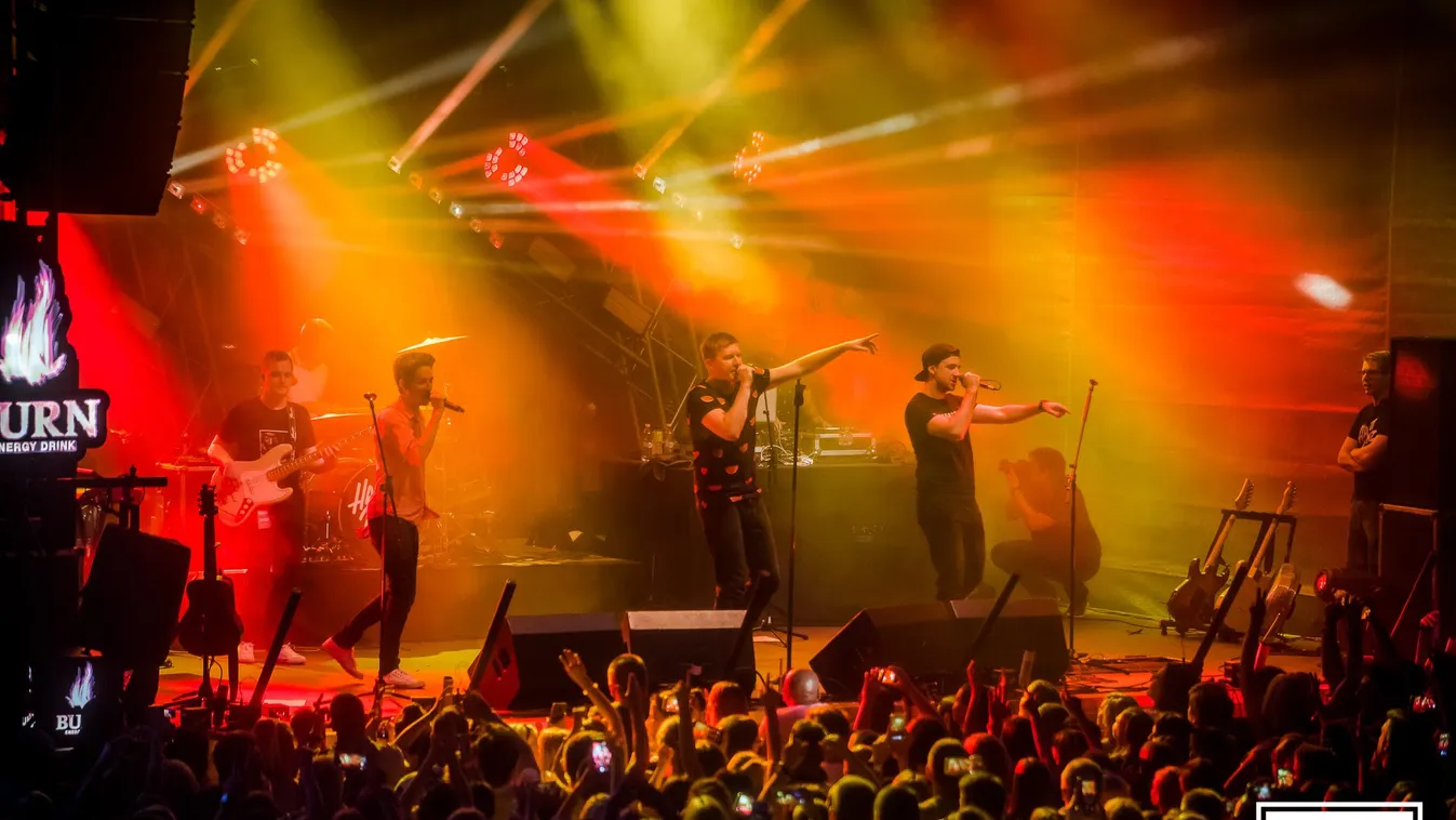 „A Plázs az egyik kedvenc nyári koncerthelyszínünk” – Halott Pénz koncerttel indul a hétvége Siófokon