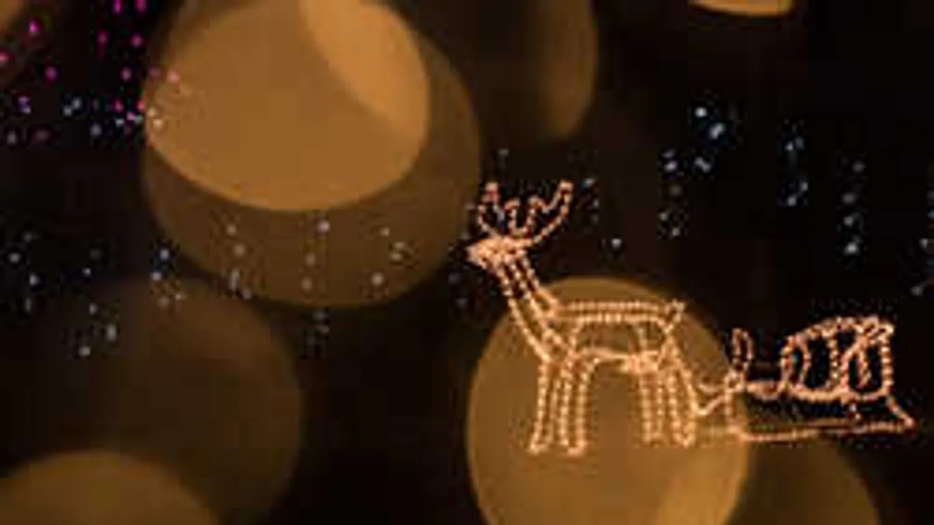 Hihetetlen képek: ezért zarándokolnak tömegek Dabasra