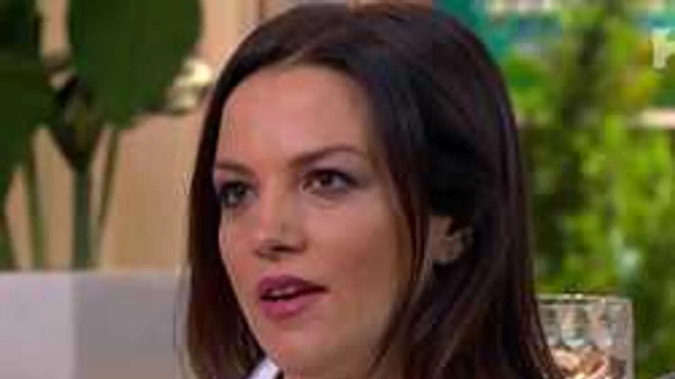 Kimondta a boldogító igent: oltár elé állt a várandós magyar sztár!