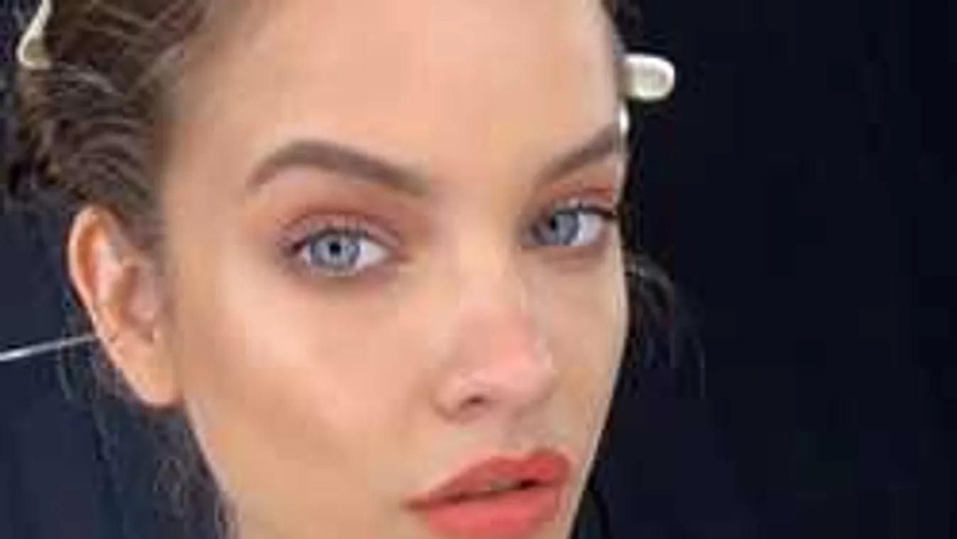 A fehérneműs Palvin Barbitól úgy leizzadsz, mintha újra kánikula lenne