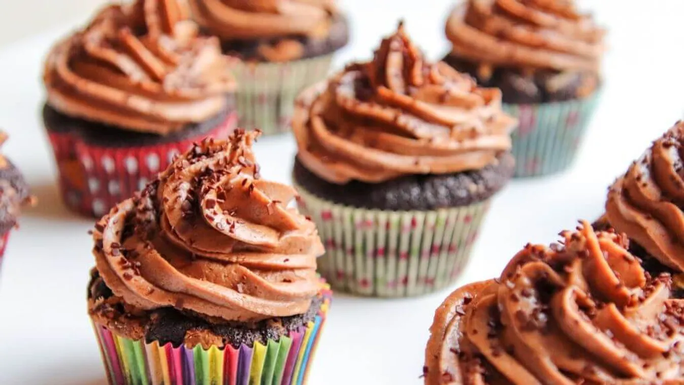 Mennyei csemege: így készül a csokihabos gesztenyés muffin liszt nélkül