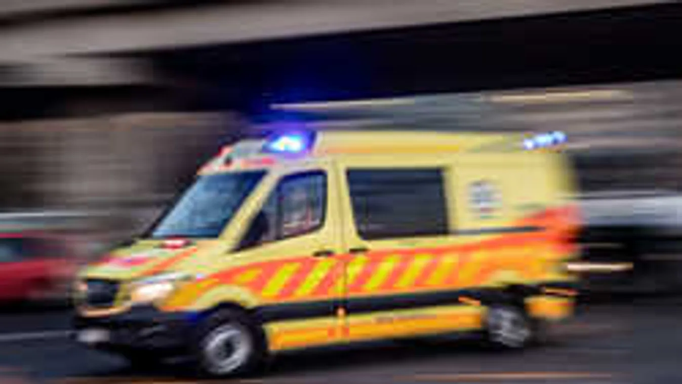 Felháborító, ami a mentősöket zaklatással vádoló tinilánnyal történik