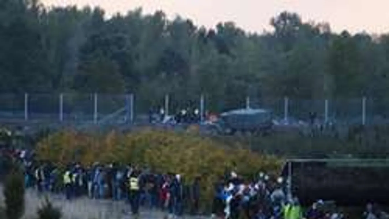 Bezárult a kapu: Már Horvátország sem kér a migránsokból!