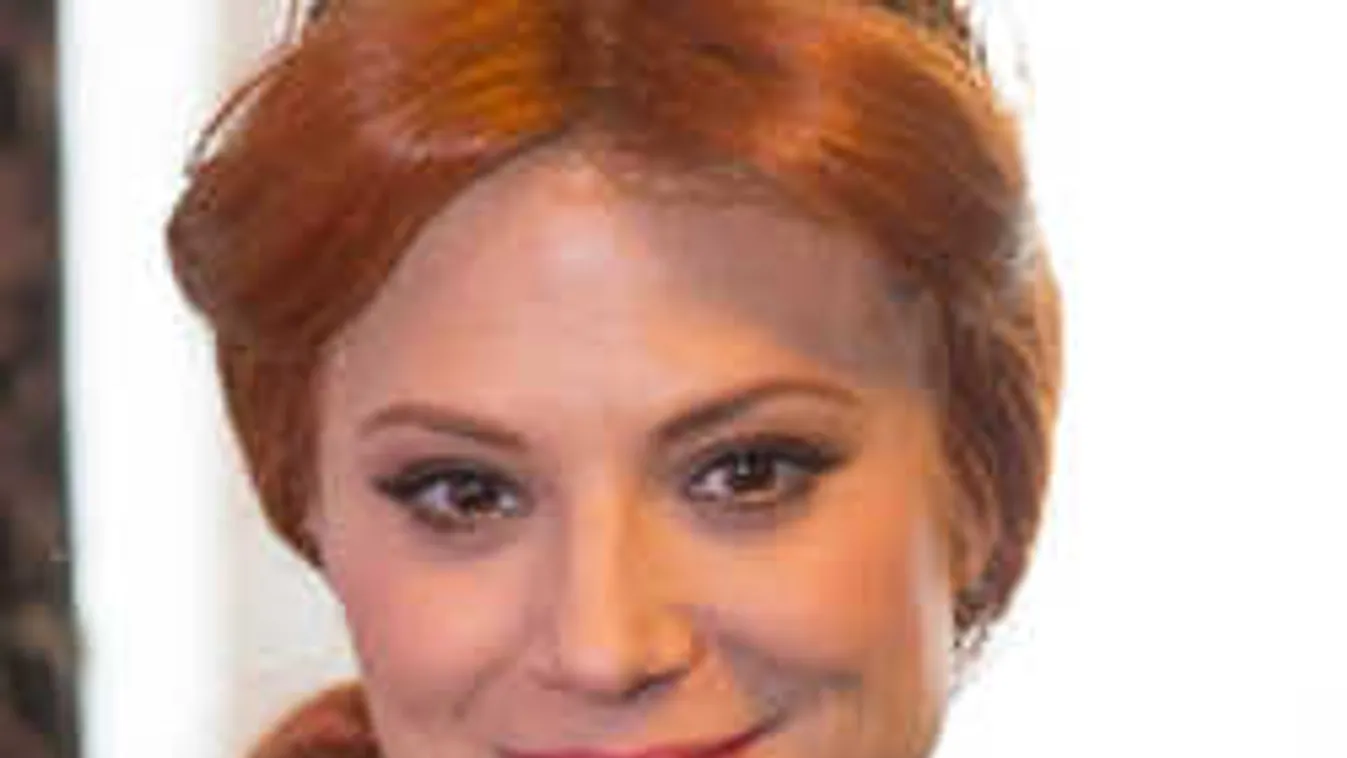 Újabb részletek derültek ki Szinetár Dóra szüléséről!