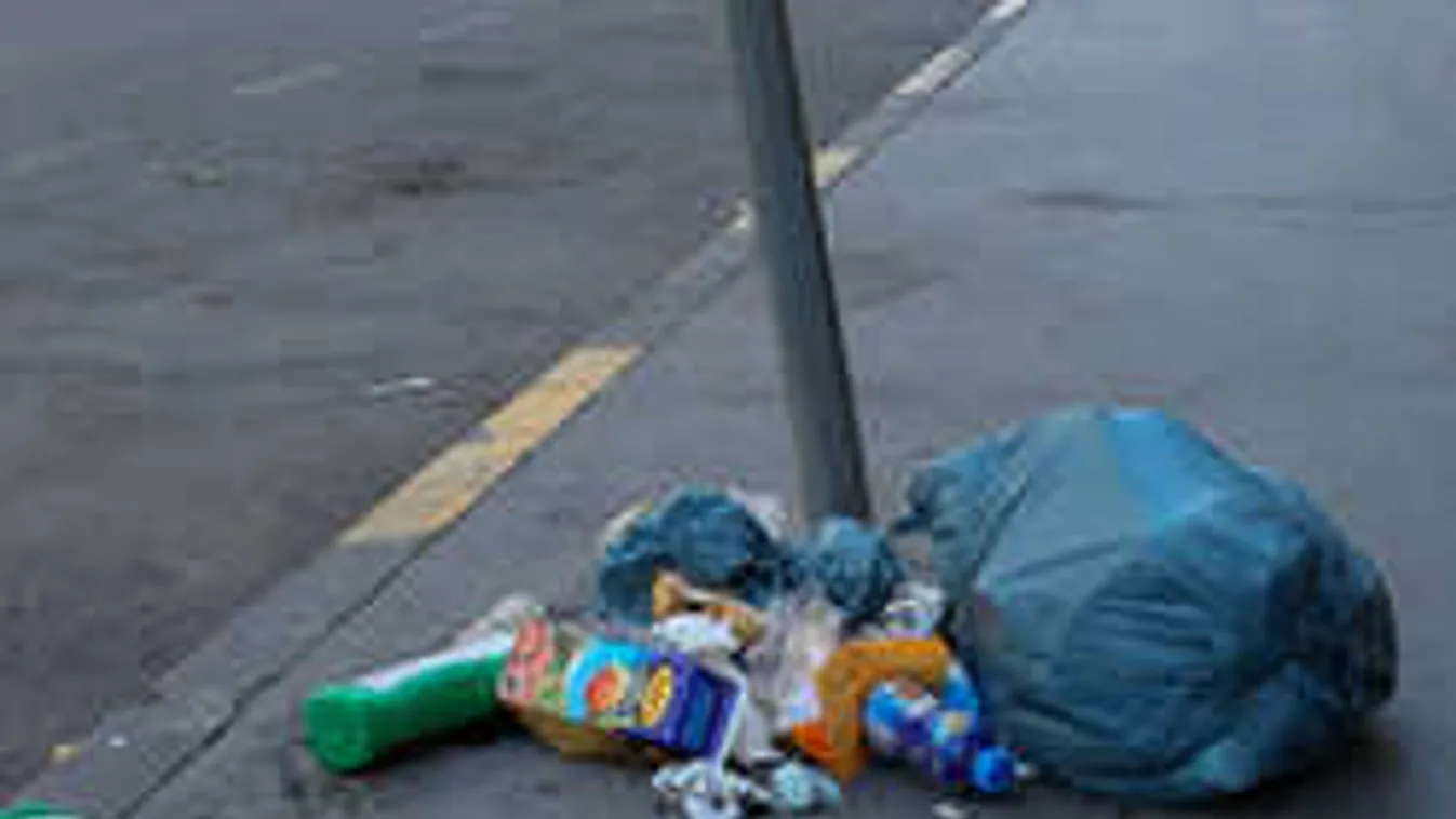 Borzalom fényes nappal Budapesten, a Keleti pályaudvarnál