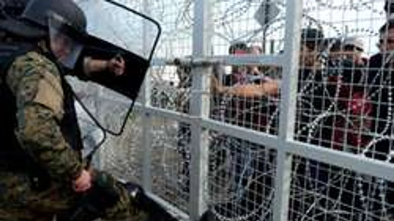 Fokozódik a migránshelyzet: Bekeményítenek a szomszédos országok!