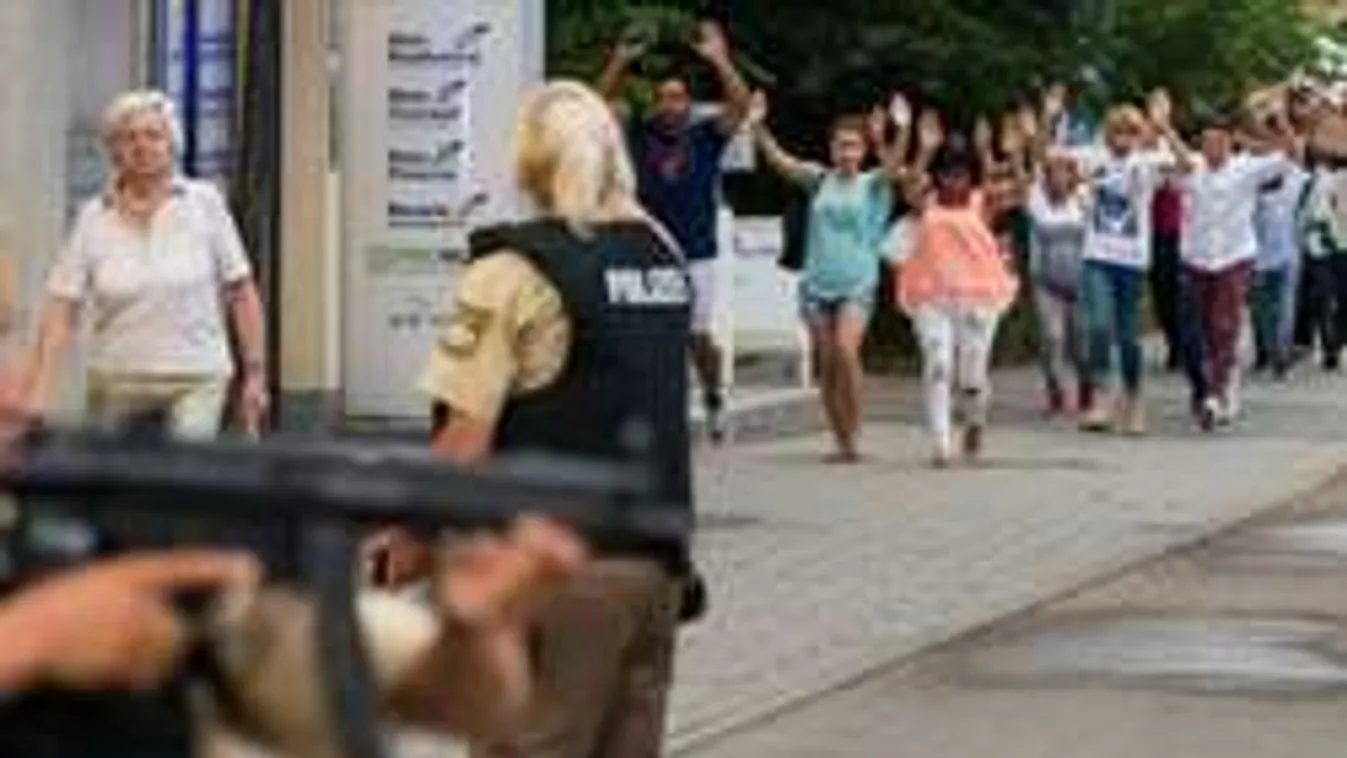 Szemtanúk állítják: nem csak egy tettes volt Münchenben!