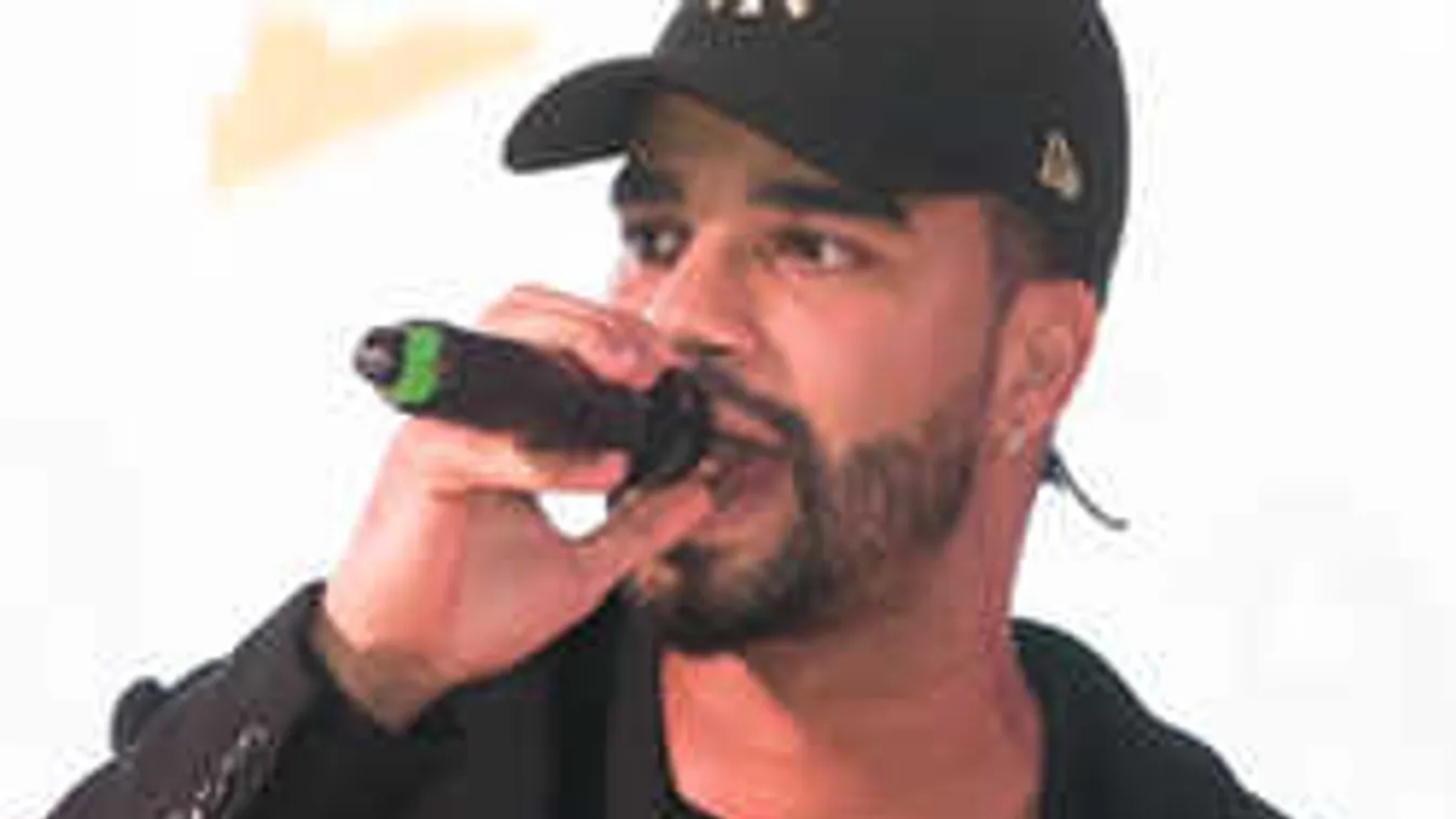 Meglepő átalakulás: Rá sem lehet ismerni Kállay-Saunders Andrásra