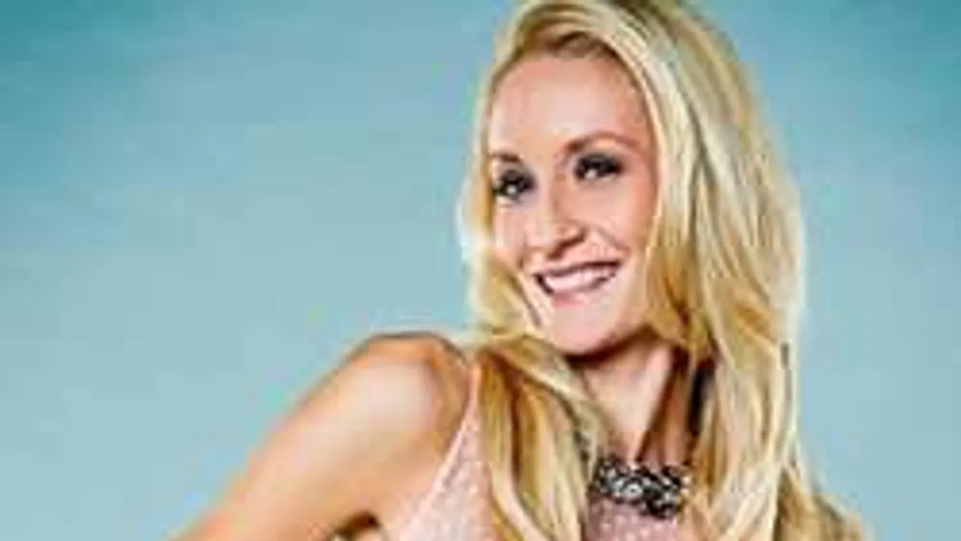 Végre: először mutatta meg tündéri kislányát a népszerű sorozatsztár!