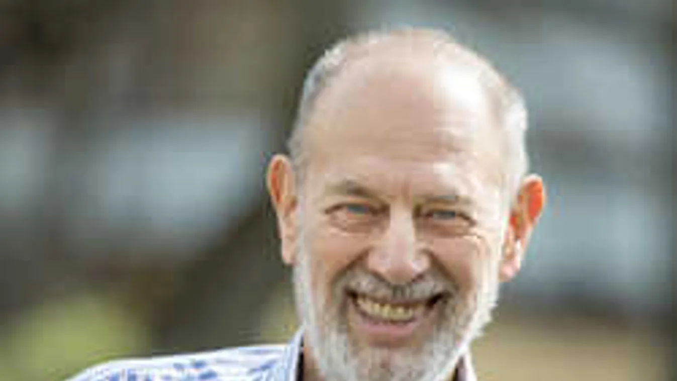 Jó hír érkezett a legendás magyar rádiósról: Élőben jelentette be a javulást