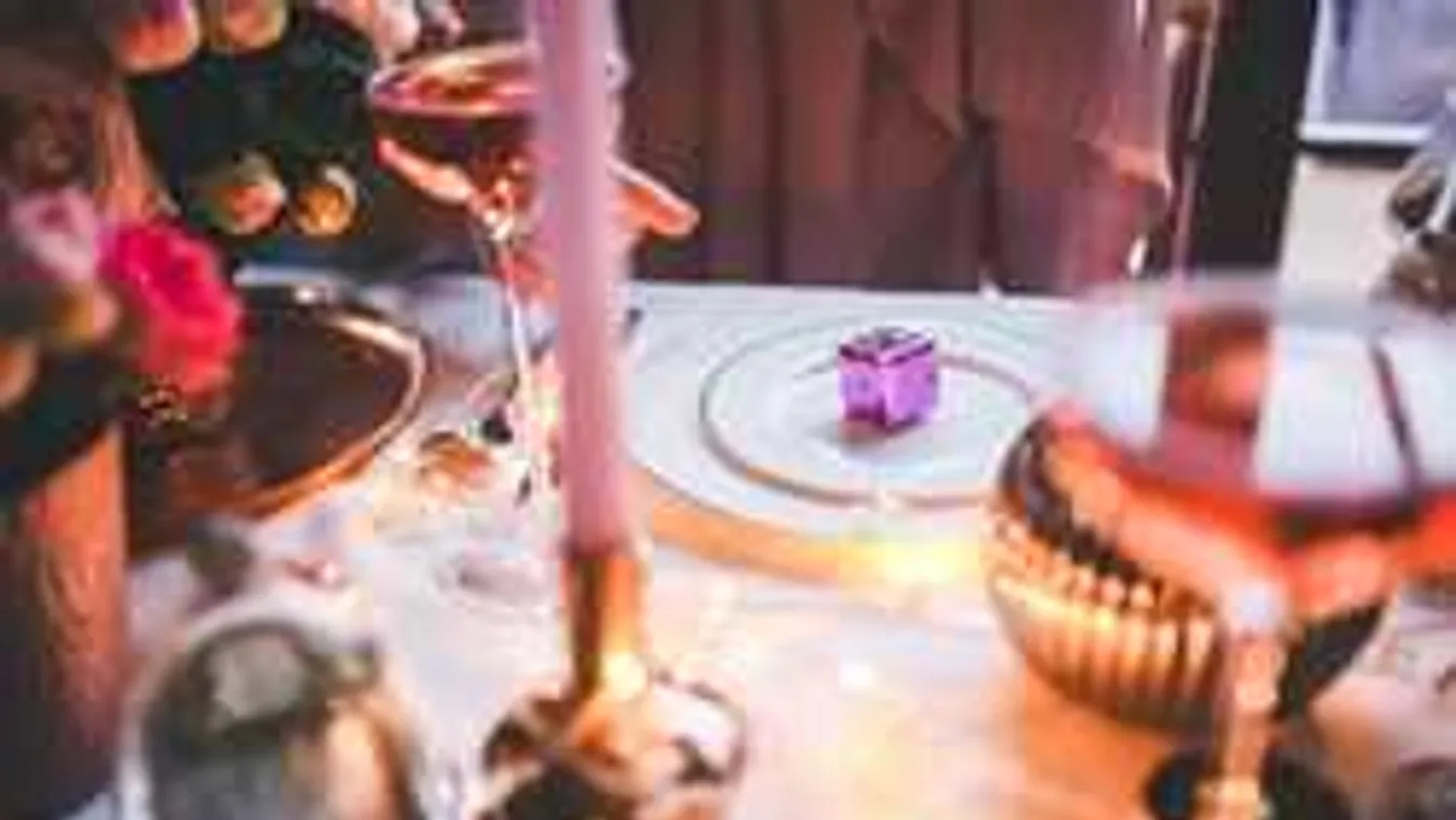 A brit tudósok új elmélete: Ezért megy agyadra karácsonykor a családod