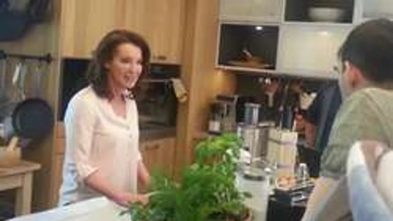 Felrobbant Stahl Judit konyhája