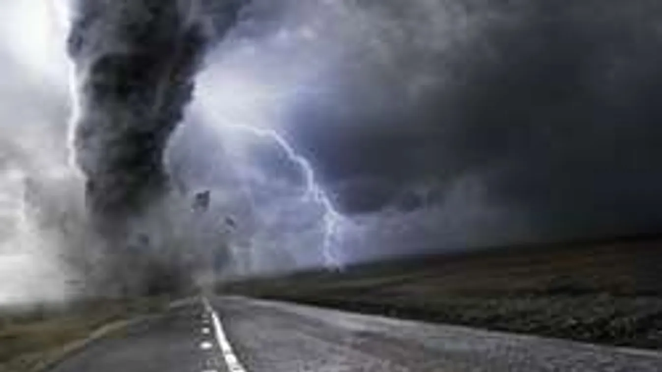 Kitört a pánik: pusztító forgószéllel támad az időjárás!