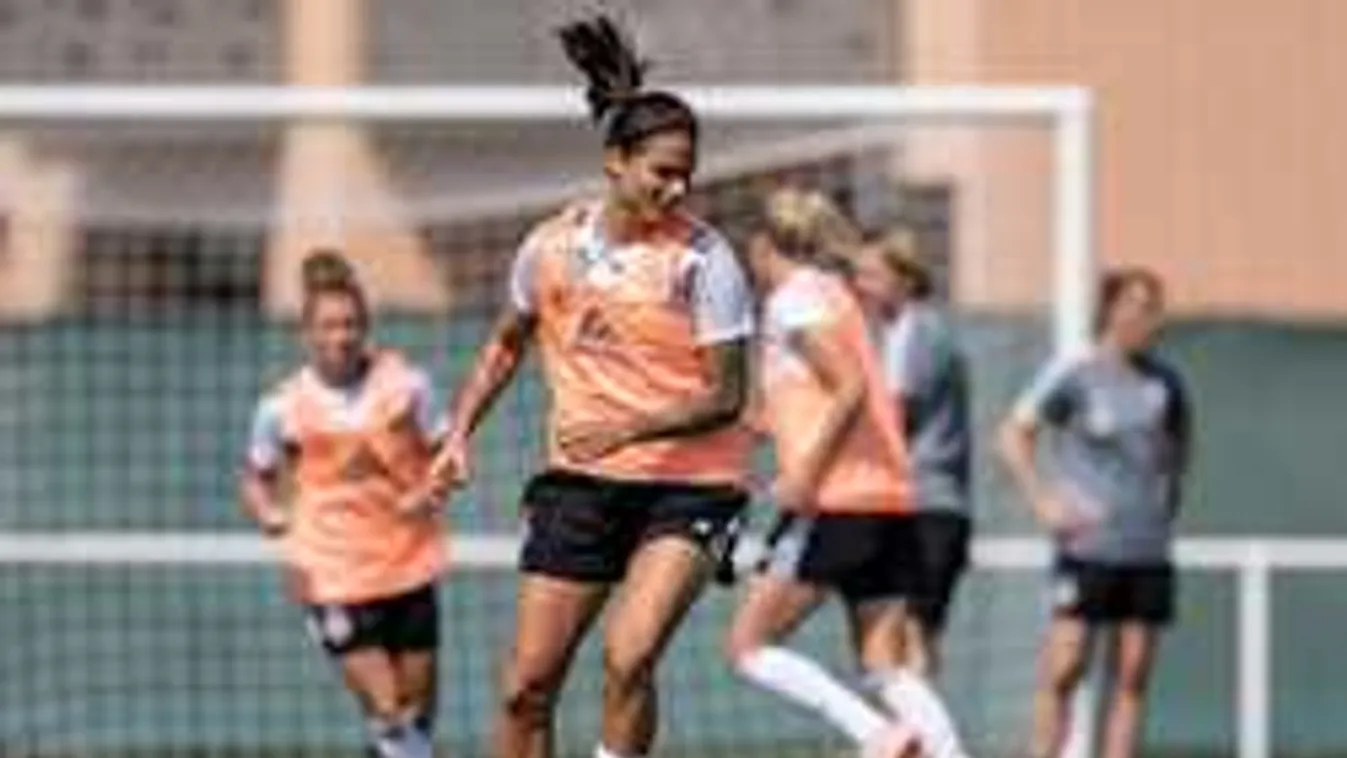 Hazatért a világhírű magyar focista