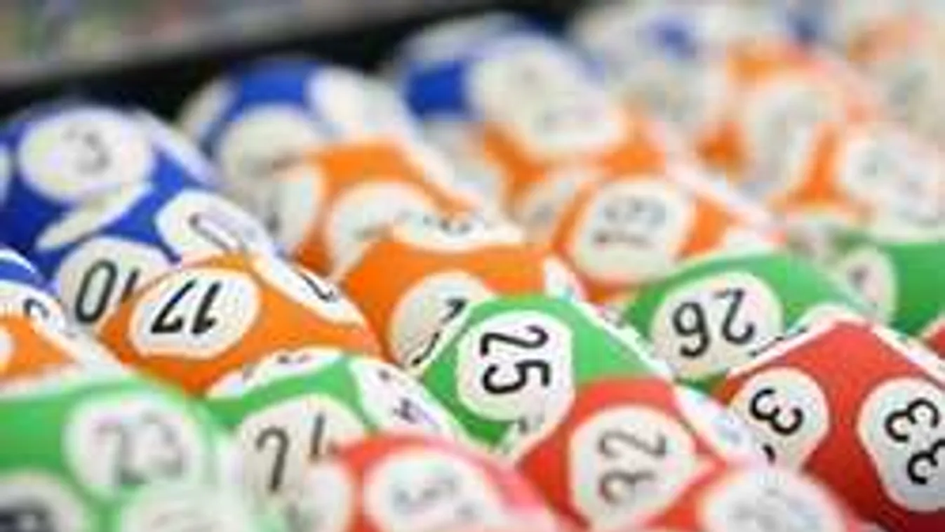 Elképesztő lottónyeremény: 60 milliárdot vitt haza egy nyugdíjas!