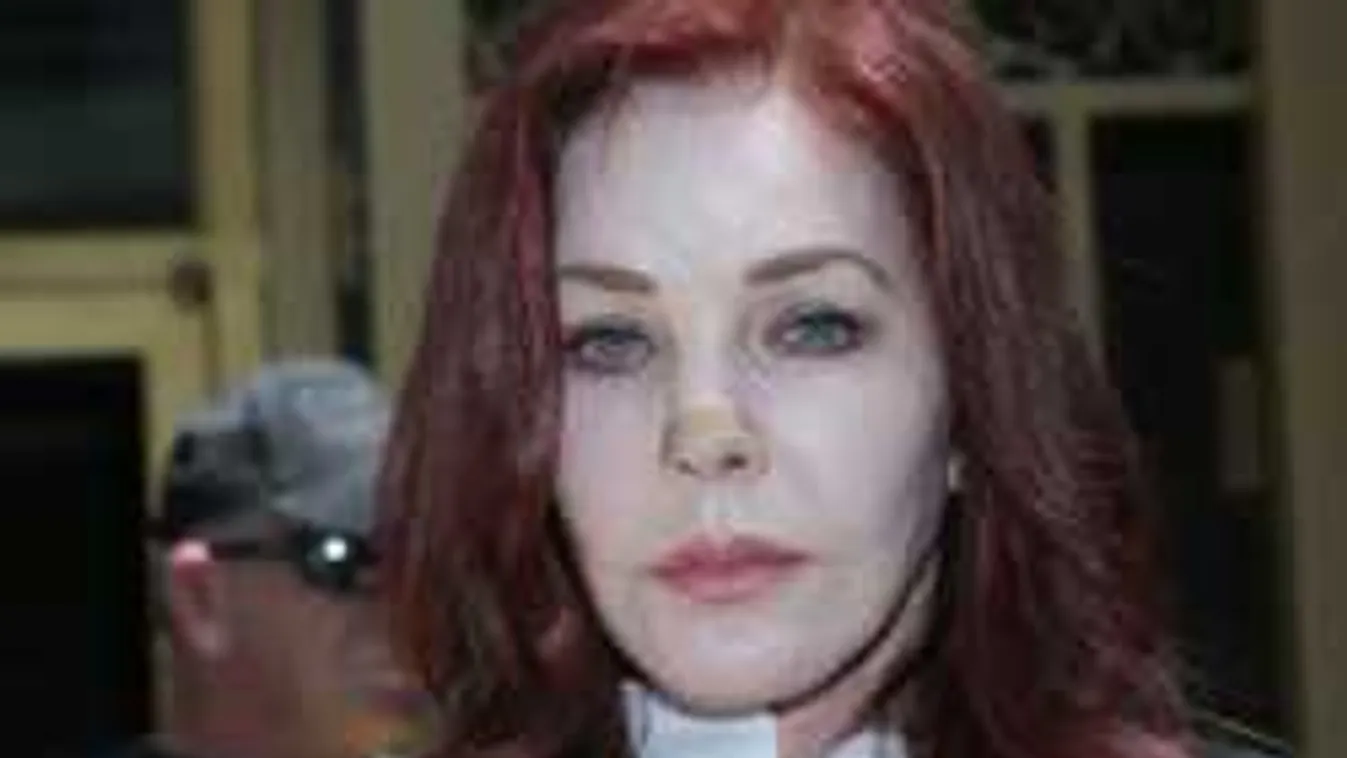 Bizarr fotók jelentek meg a színésznőről: döbbenetes, mit művelt
