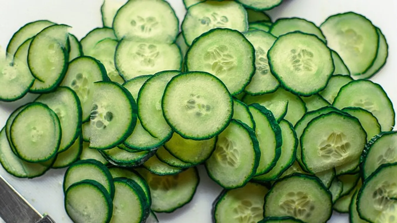 Itt az új befőzési őrület: Így teszik el télire az uborkát a magyar háziasszonyok