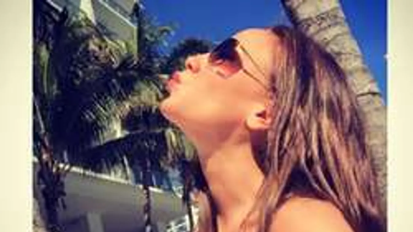 Mellbedobással búcsúzott Vajna Tímea - Fotó