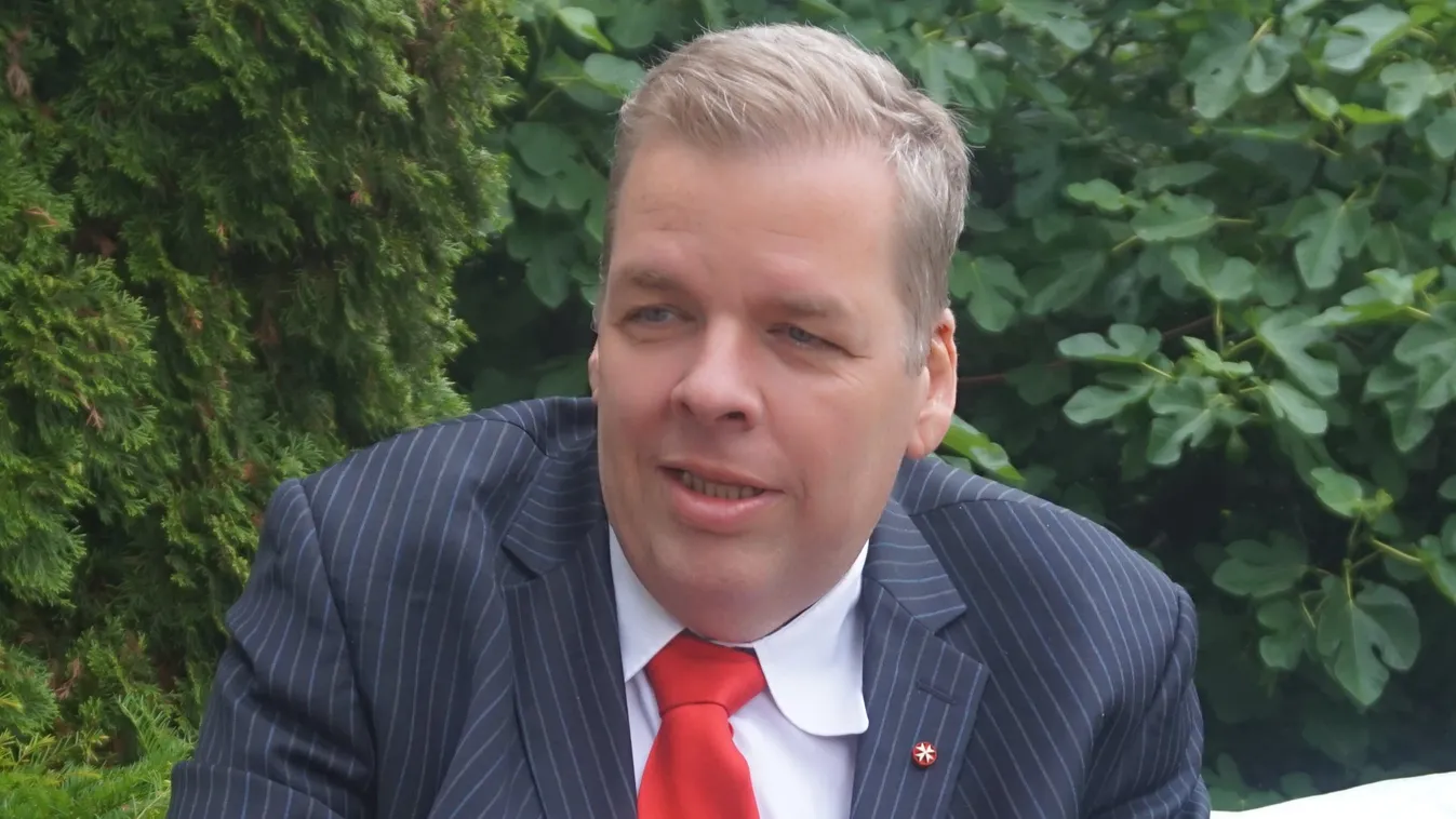 Gondoltad volna? Ezt teszi a válása után szilveszterkor Schmuck Andor