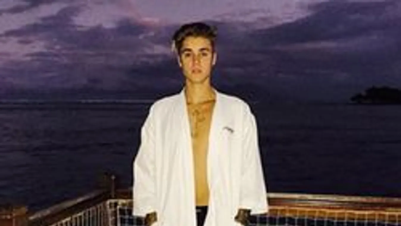 Cápa támadt Justin Bieberékre - Véres fotó