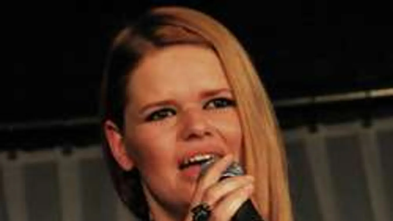 A neten reagált kirúgási botrányára az X-Faktor egykori sztárja