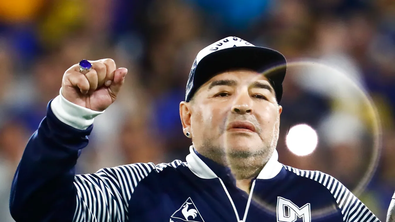 Boca Juniors v Gimnasia y Esgrima La Plata - Superliga 2019/20