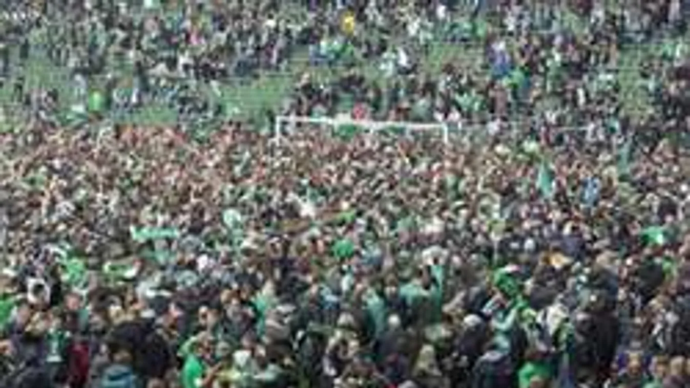 Válogatott focistánkat is ünnepelték a nagy siker után