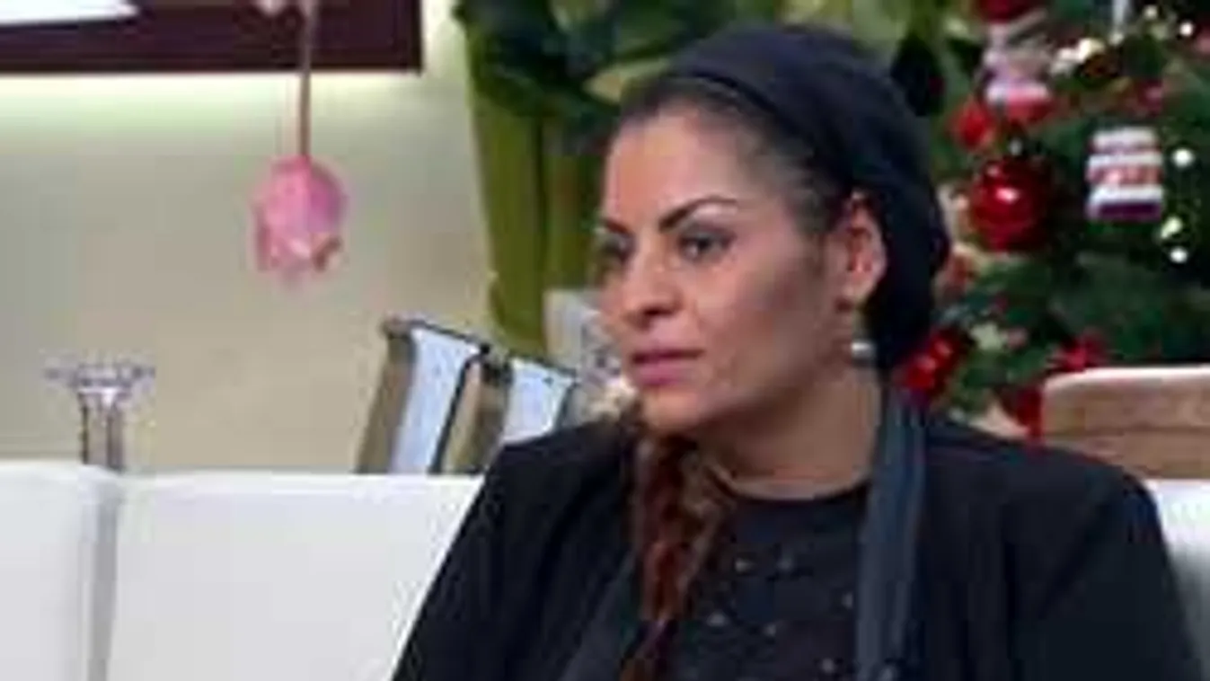 Szívszorító, eddig titkolta édesanyja halálát a magyar énekesnő