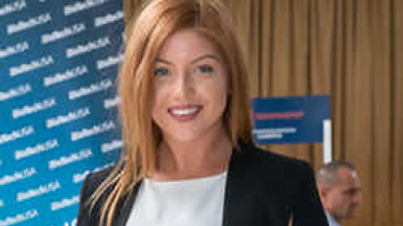 Dúl a cicaharc: Tolvai Reninek az kell, ami Tóth Andié