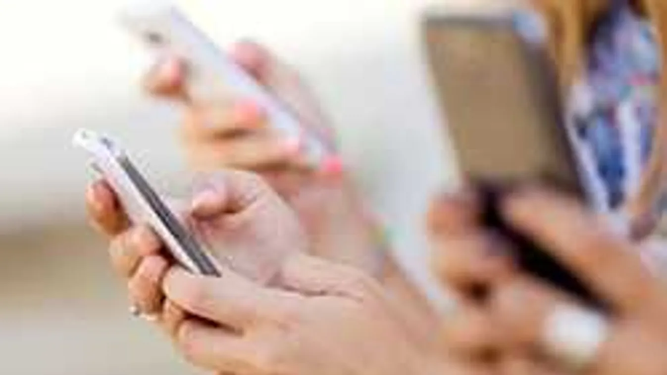 Úgy hat a gyerekek agyára az okokstelefon, mint egy gramm kokain